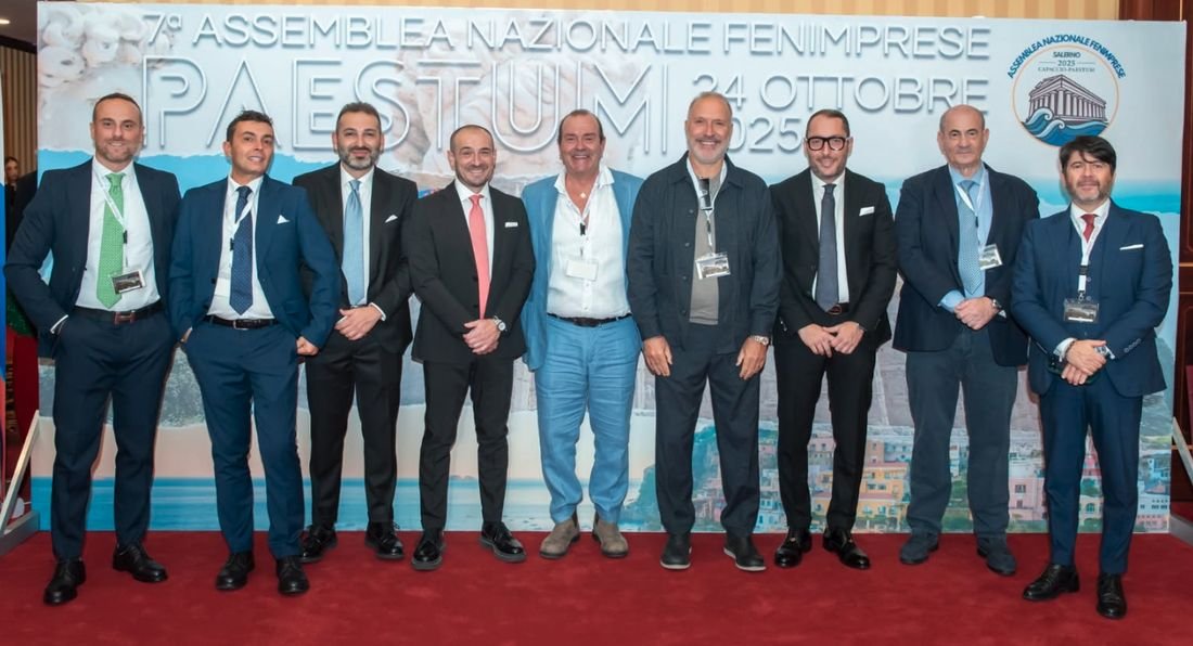 Dirigenti FenImprese alla 7ª Assemblea Nazionale di Paestum, 24 ottobre 2025